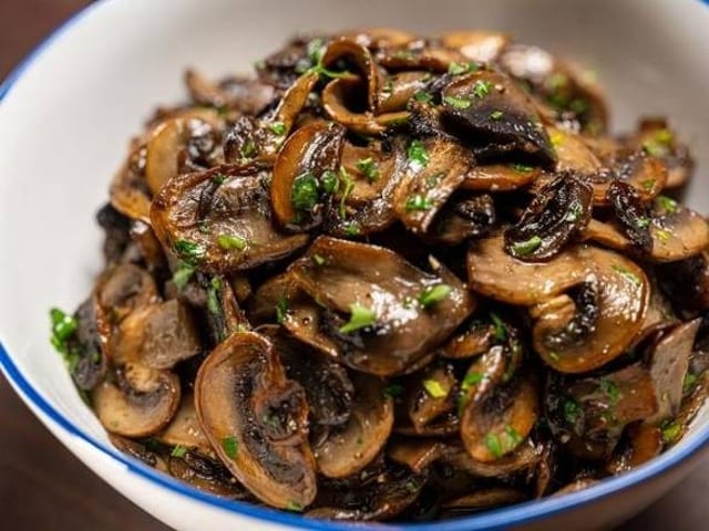 Sauteed Mushrooms & Onions.